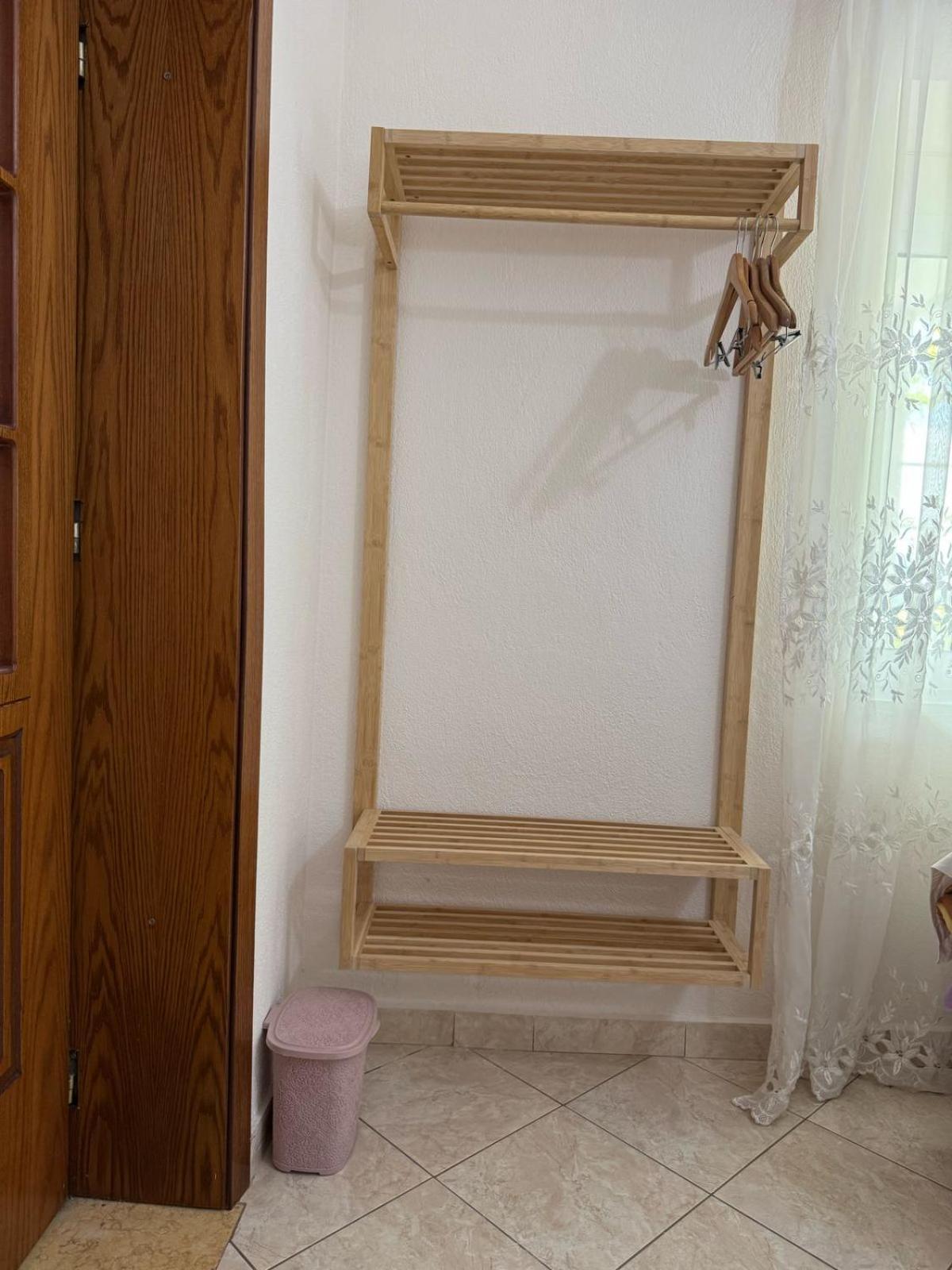 Isaraj Guest House Gjirokastër Esterno foto
